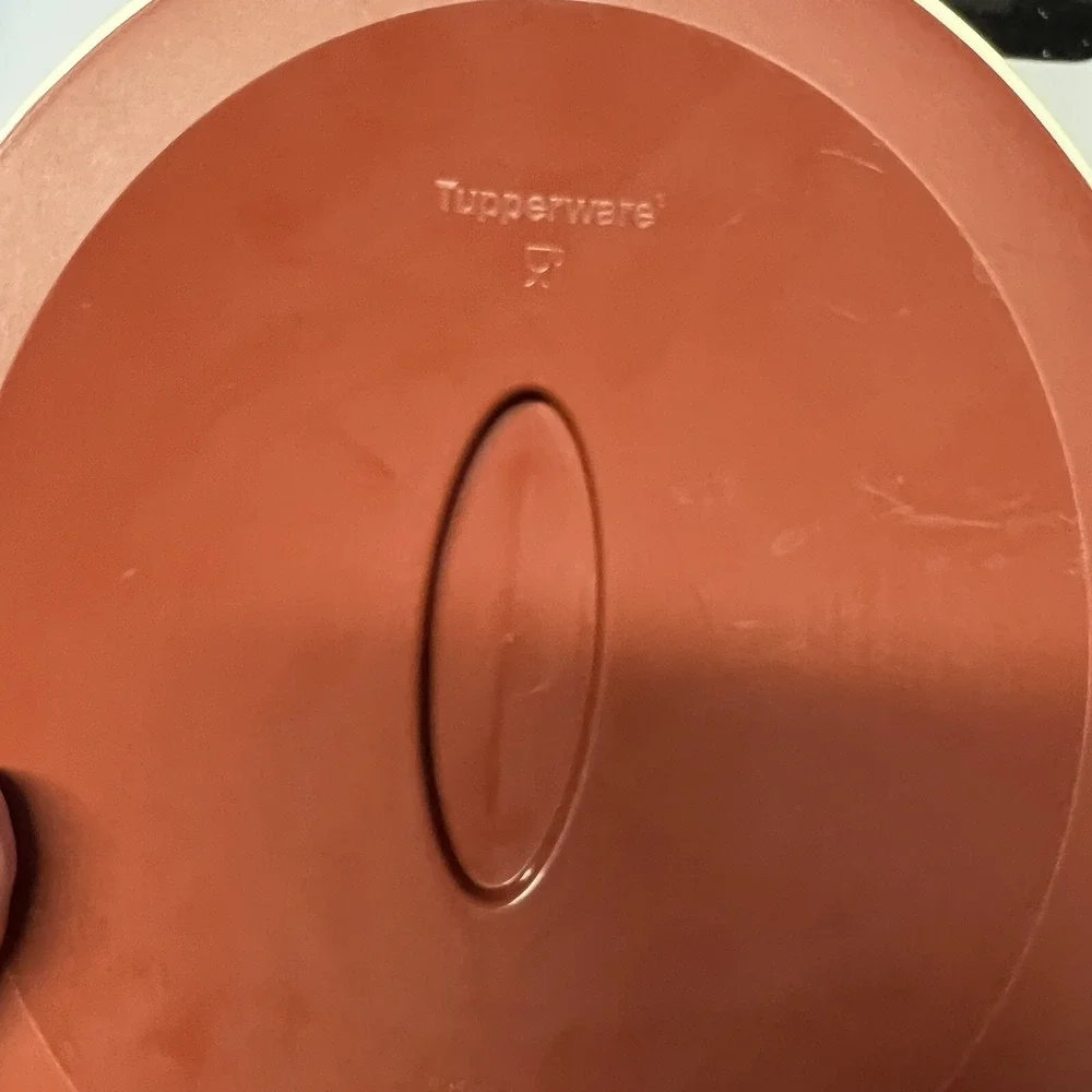 Tupperware Microwave Insulated 4 Pc. Heat Serve‎ & Store Bowl, #5006A, 2.1L